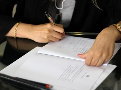 Photo AI writing assistant